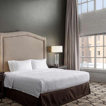 Hampton Inn And Suites New Orleans Convention Center Ngoại thất bức ảnh