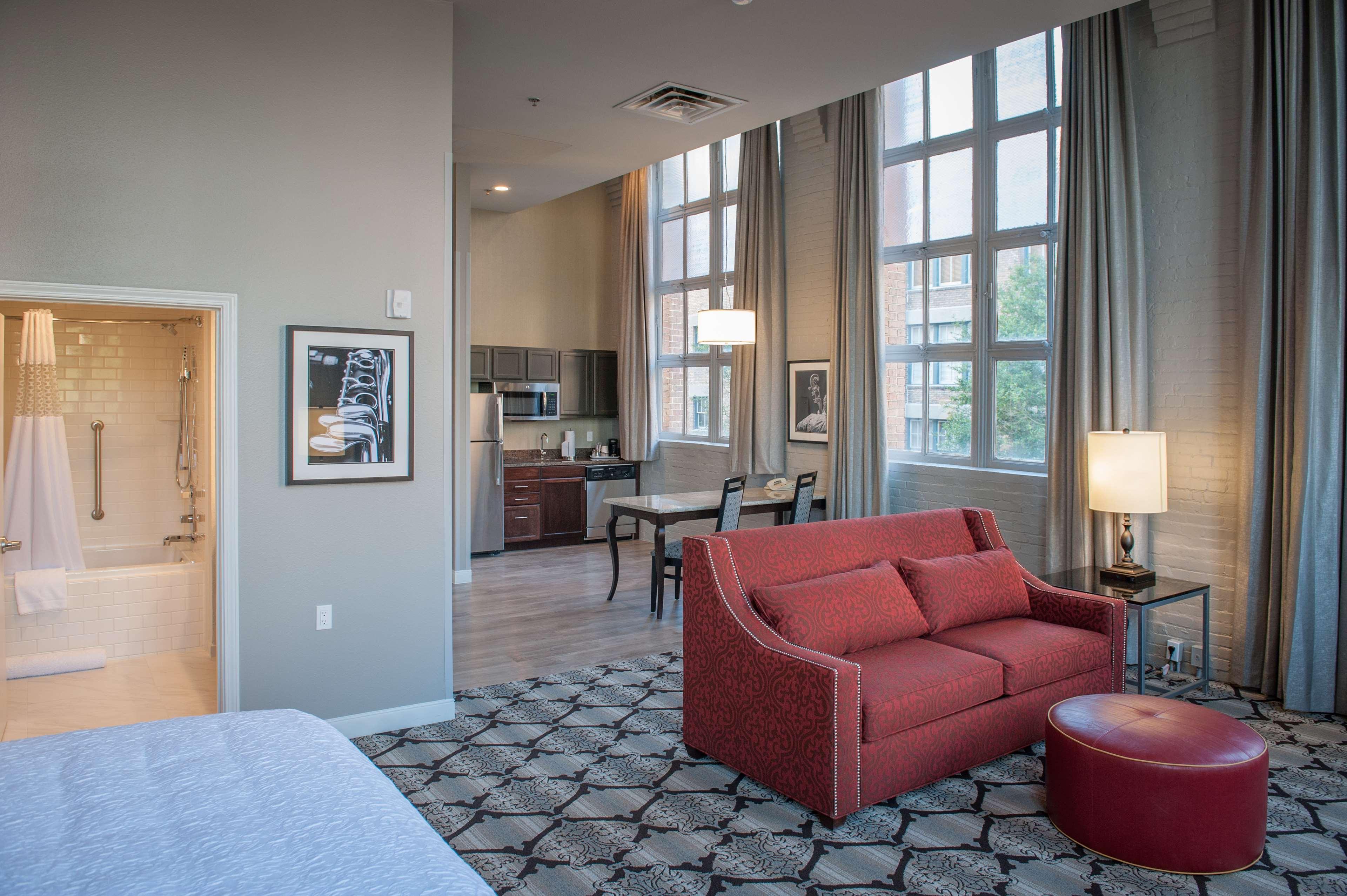 Hampton Inn And Suites New Orleans Convention Center Ngoại thất bức ảnh