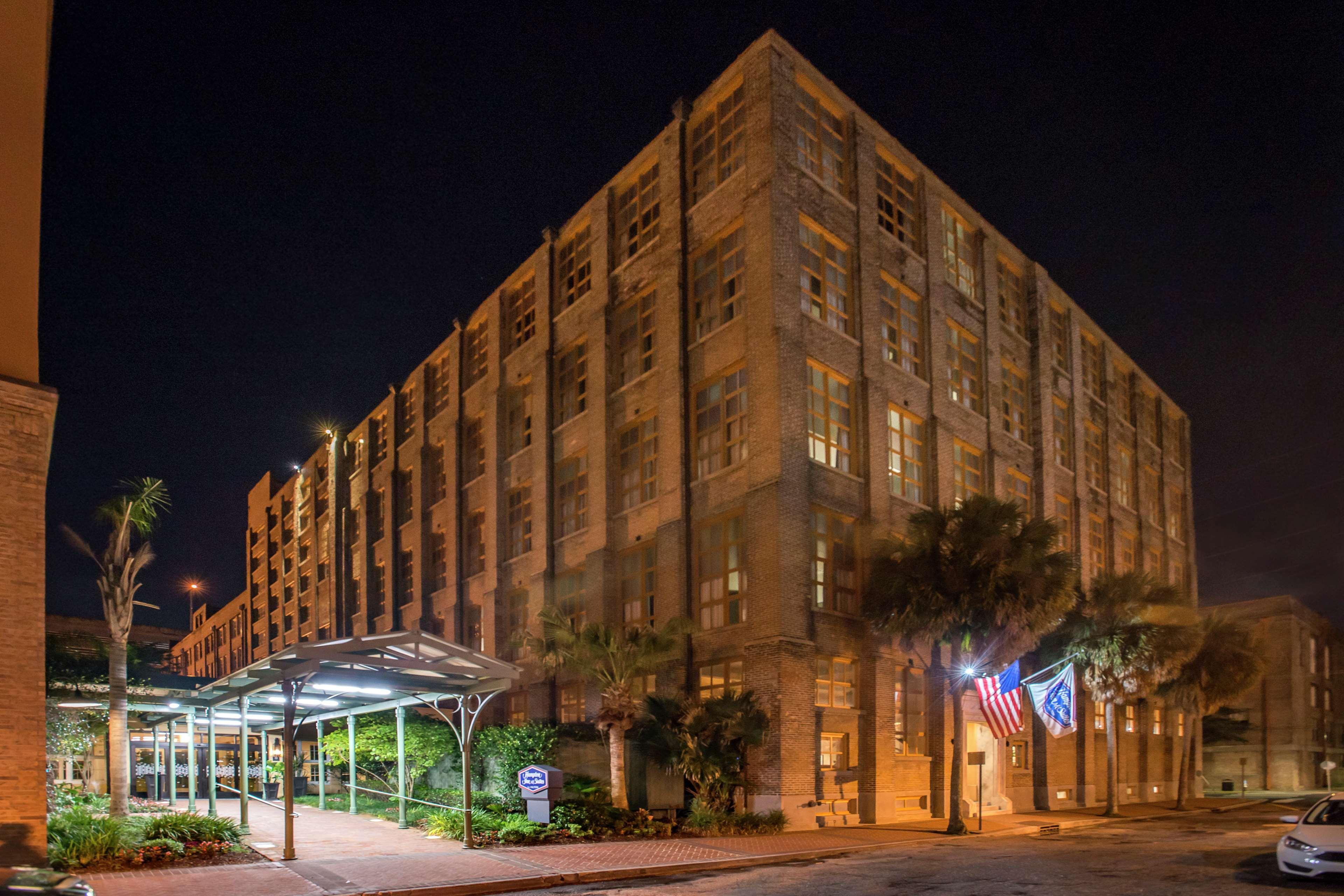 Hampton Inn And Suites New Orleans Convention Center Ngoại thất bức ảnh