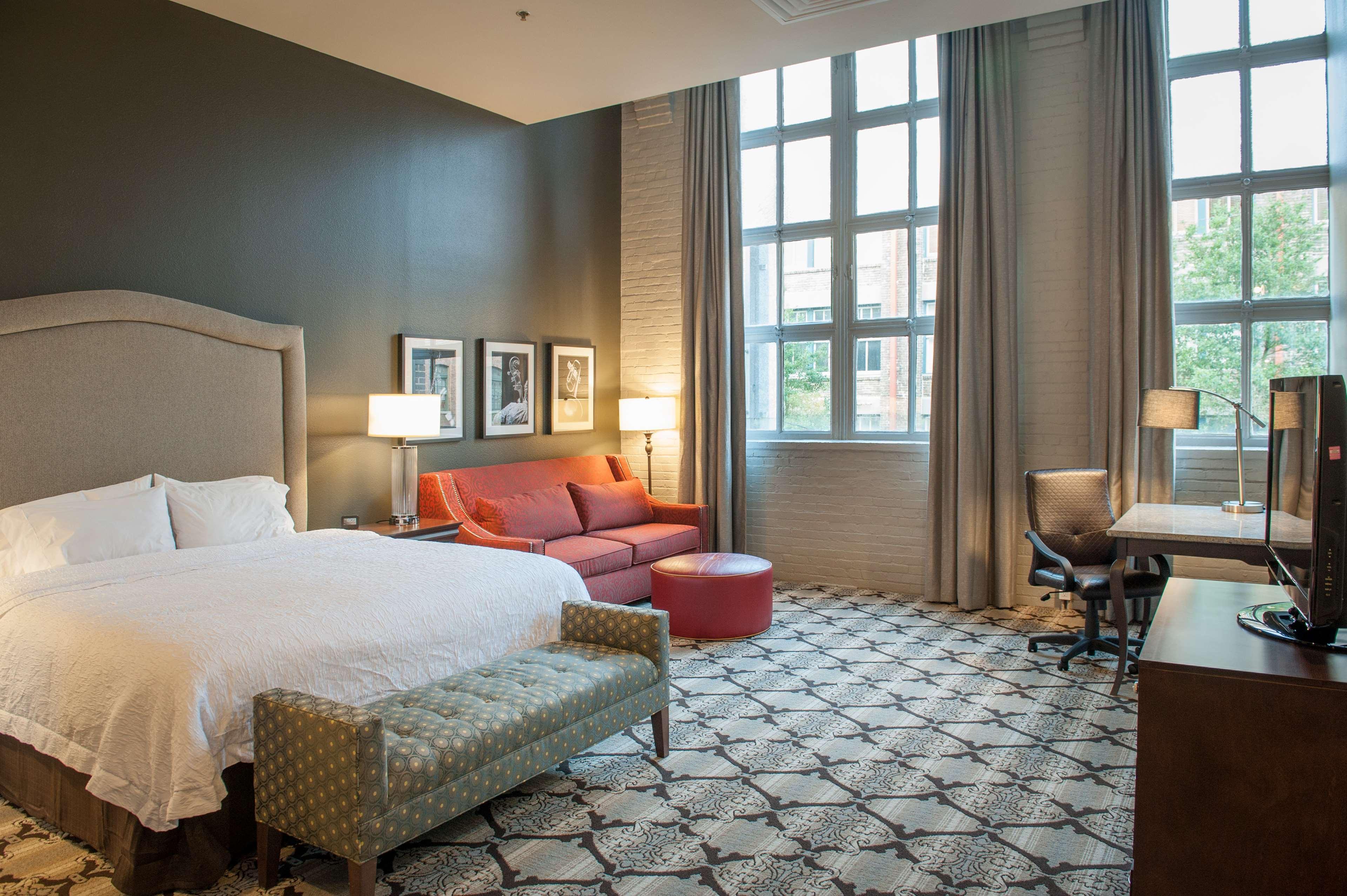 Hampton Inn And Suites New Orleans Convention Center Ngoại thất bức ảnh