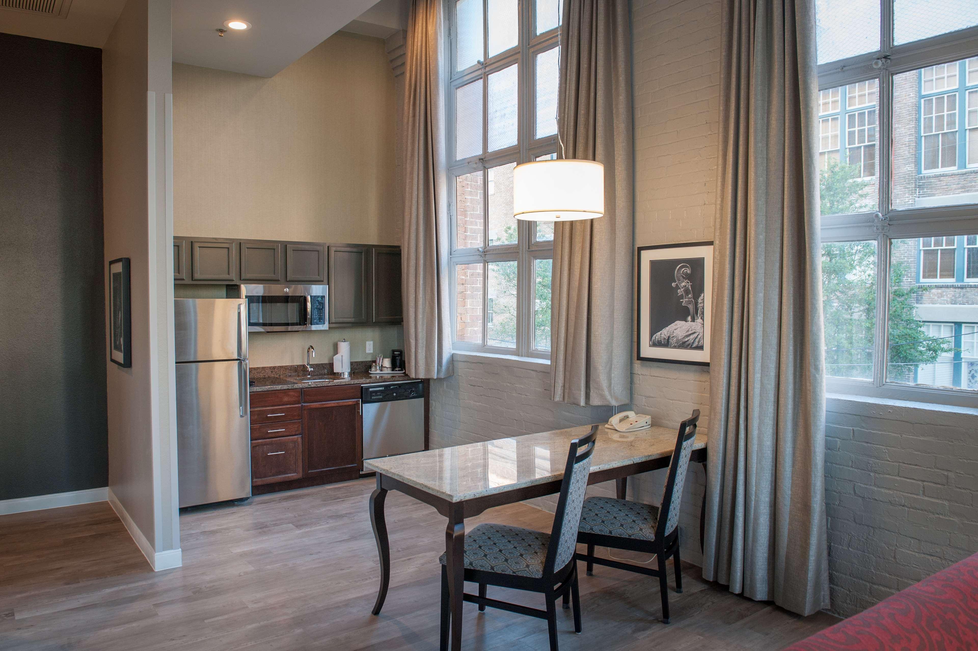 Hampton Inn And Suites New Orleans Convention Center Ngoại thất bức ảnh