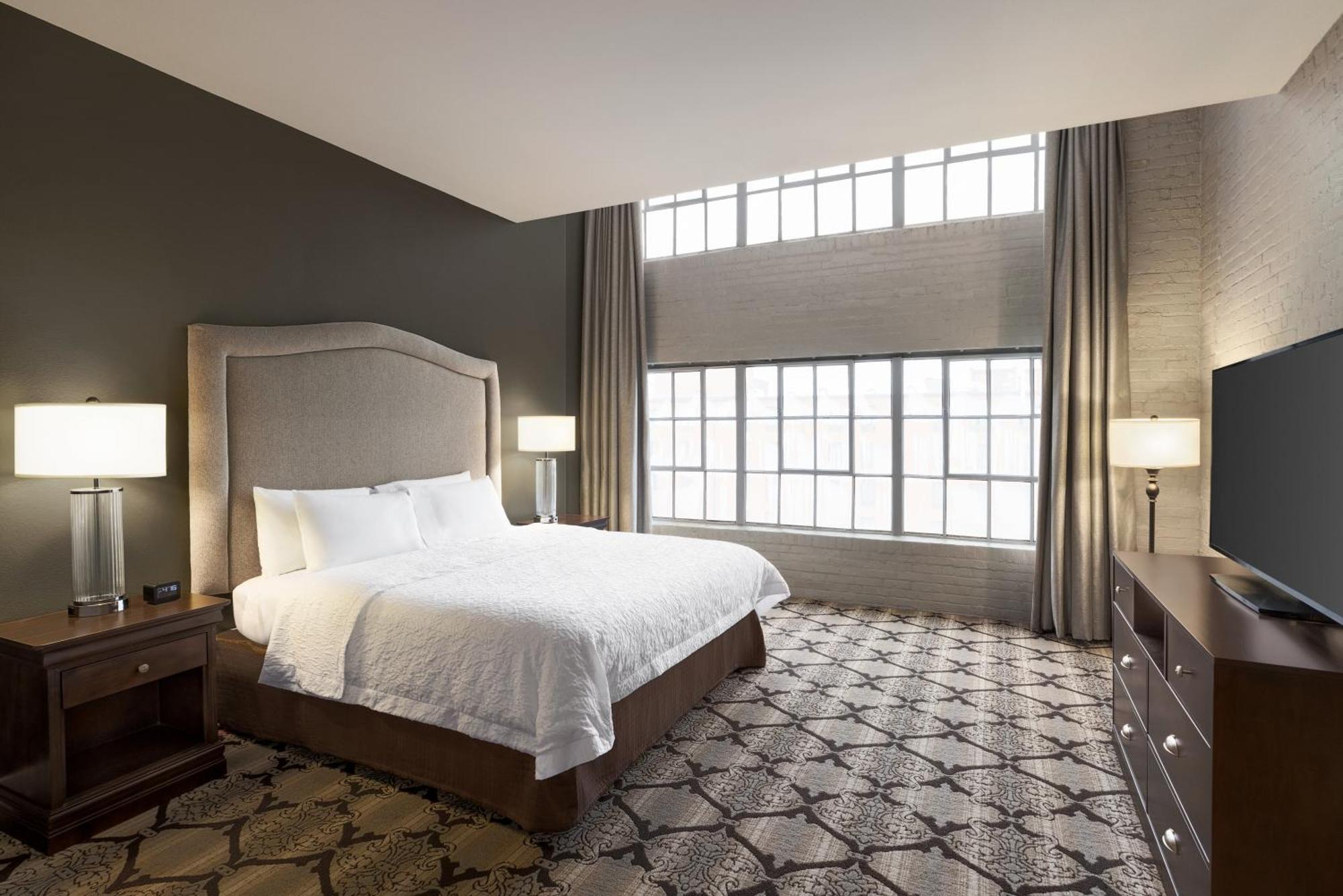 Hampton Inn And Suites New Orleans Convention Center Ngoại thất bức ảnh