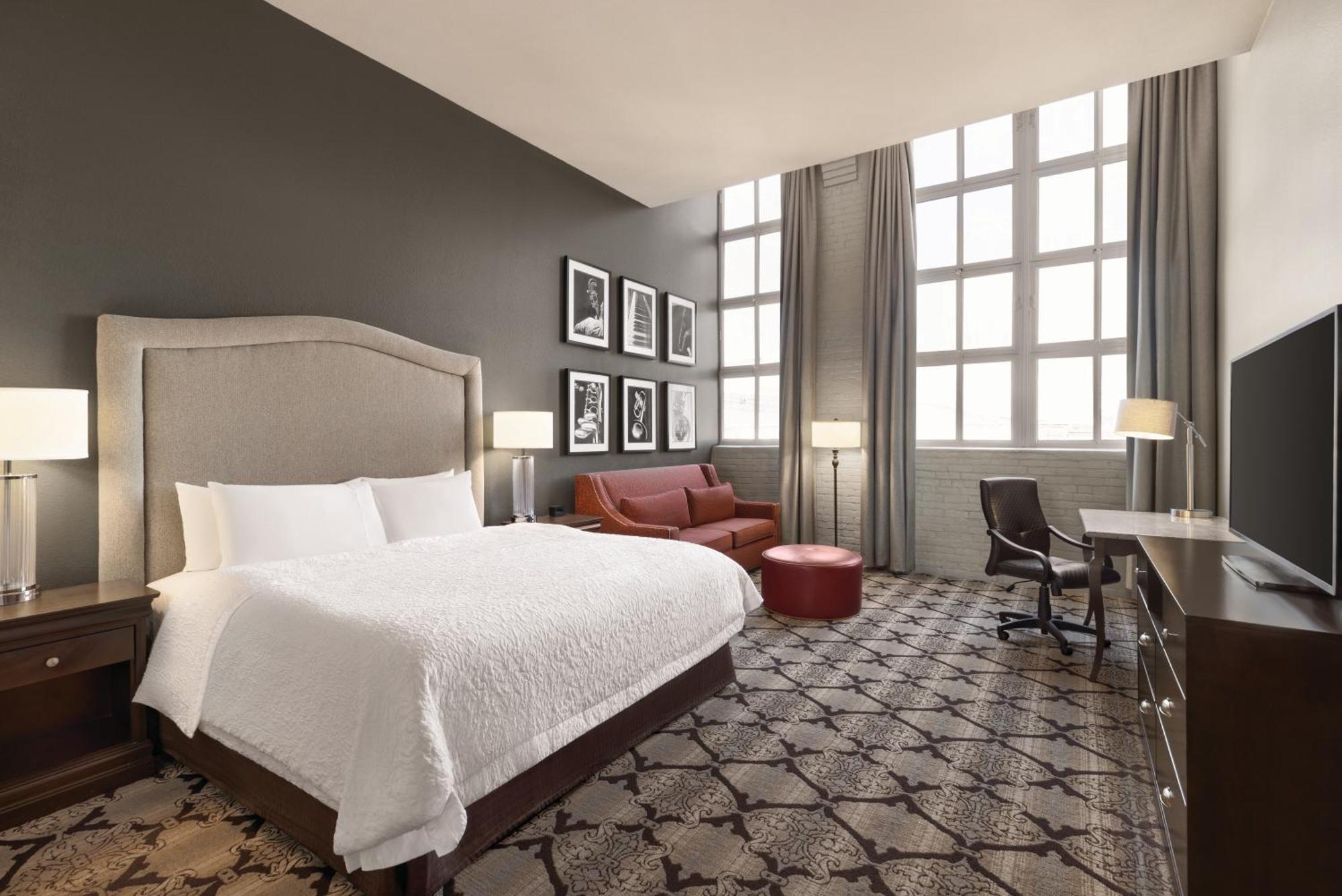 Hampton Inn And Suites New Orleans Convention Center Ngoại thất bức ảnh