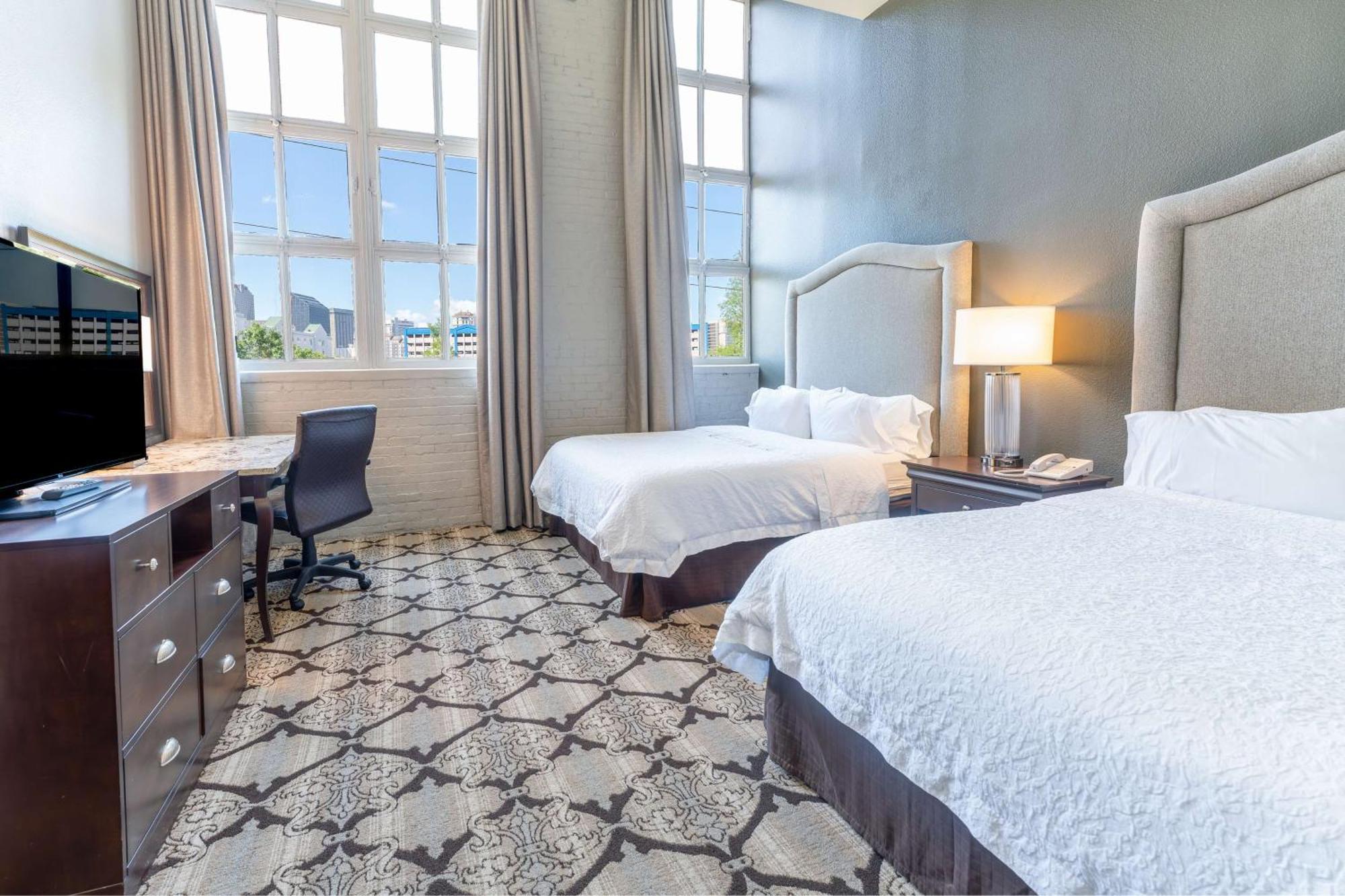 Hampton Inn And Suites New Orleans Convention Center Ngoại thất bức ảnh